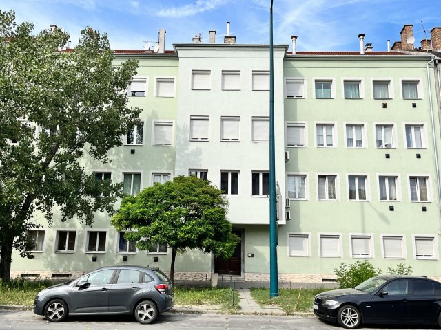 Eladó téglalakás, Budapesten, XIV. kerületben 54 M Ft, 2 szobás