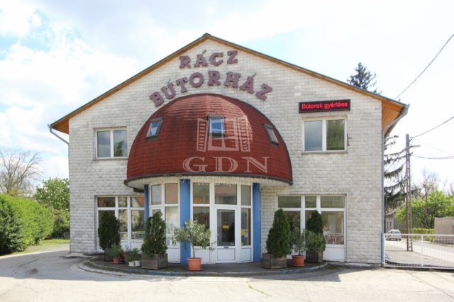 Eladó ipari ingatlan, Pécsett 180 M Ft / költözzbe.hu