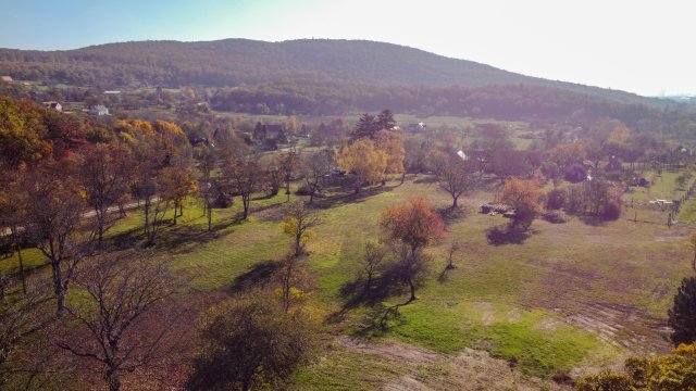 Eladó telek, Balatonfüreden, Virág utcában 360 M Ft