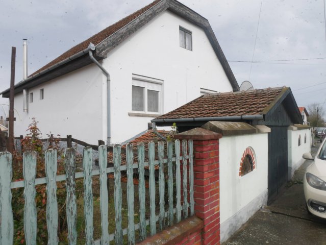 Eladó családi ház, Albertirsán 56 M Ft, 3 szobás