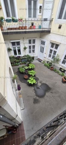 Eladó téglalakás, Budapesten, XII. kerületben 104.9 M Ft