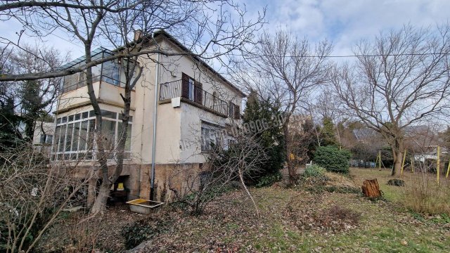 Eladó családi ház, Budapesten, XII. kerületben 315 M Ft