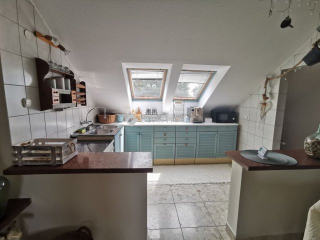 Kiadó családi ház, albérlet, Tatán 280 E Ft / hó, 3 szobás
