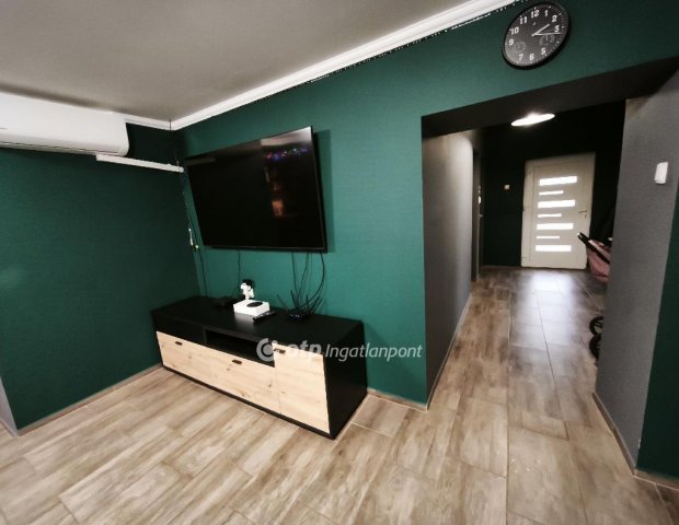 Eladó családi ház, Gádoroson 19.5 M Ft, 2 szobás