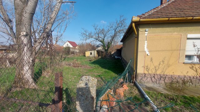 Eladó családi ház, Kunszentmiklóson 34.9 M Ft, 3 szobás