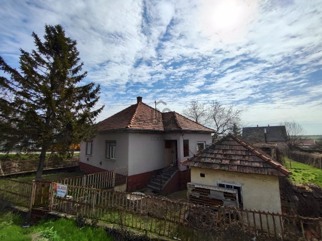 Eladó családi ház, Domoszlón 13 M Ft, 2 szobás