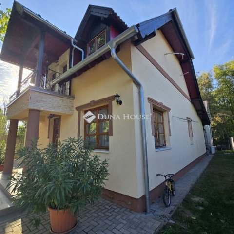 Eladó családi ház, Kecskeméten 89.9 M Ft, 4 szobás