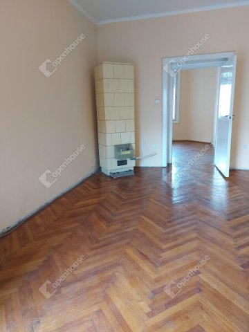 Eladó téglalakás, Győrött 44.9 M Ft, 3 szobás