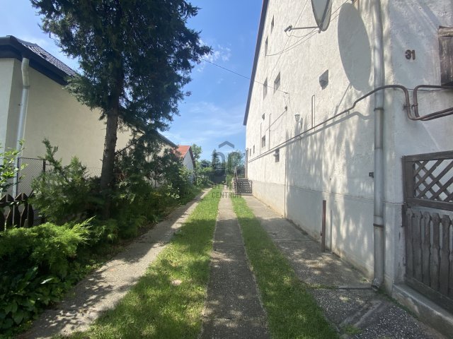 Eladó családi ház, Alsózsolcán 56.5 M Ft, 8 szobás