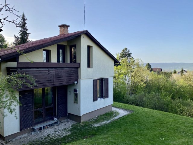 Eladó családi ház, Solymáron 79.9 M Ft, 2 szobás