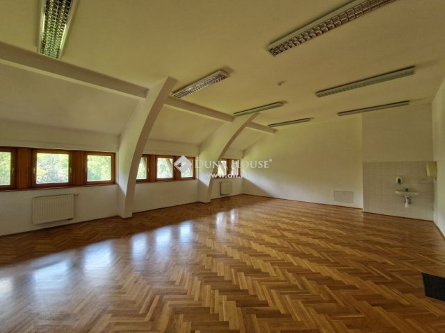 Eladó iroda, Piliscsabán 1799 M Ft / költözzbe.hu