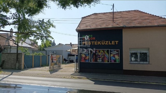 Eladó ikerház, Budapesten, XX. kerületben, Ady Endre téren