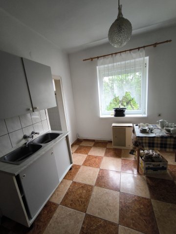 Eladó ikerház, Győrött 48 M Ft, 2 szobás / költözzbe.hu