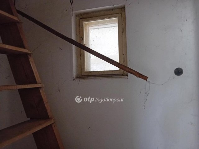 Eladó családi ház, Biharkeresztesen 12.5 M Ft, 2 szobás