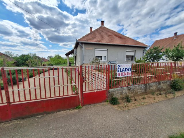 Eladó családi ház, Pátrohán 15 M Ft, 2 szobás