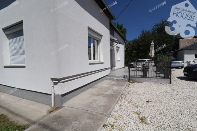 Eladó családi ház, Budapesten, XVI. kerületben 134 M Ft