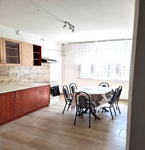 Kiadó panellakás, albérlet, Debrecenben 220 E Ft / hó, 2 szobás