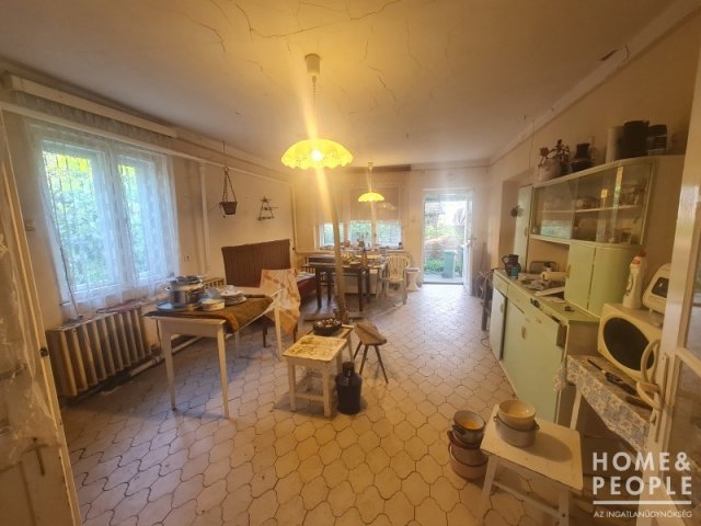Eladó családi ház, Hódmezővásárhelyen 30.5 M Ft, 2 szobás
