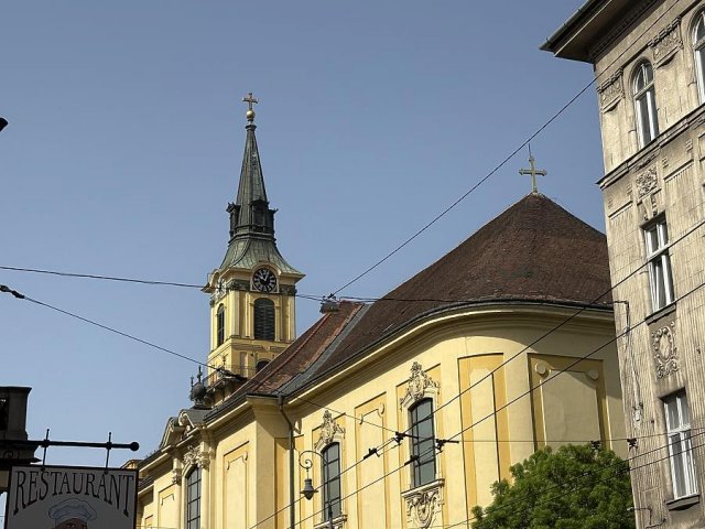 Eladó téglalakás, Budapesten, VI. kerületben 150 M Ft, 1 szobás
