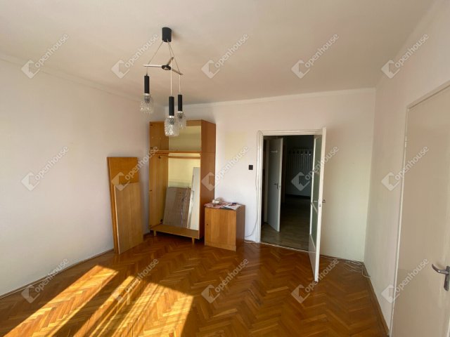 Eladó téglalakás, Mosonmagyaróváron 49.9 M Ft, 3 szobás