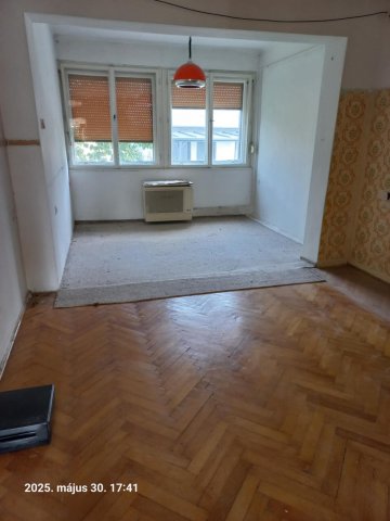 Eladó sorház, Pápán 33 M Ft, 2 szobás / költözzbe.hu