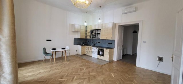 Eladó téglalakás, Budapesten, IX. kerületben 172.2 M Ft