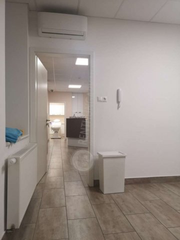 Kiadó iroda, Budapesten, XI. kerületben, Budafoki úton, 3 szobás