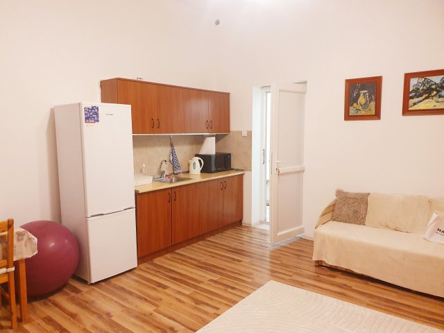 Kiadó iroda, Miskolcon 120 E Ft / hó, 1 szobás