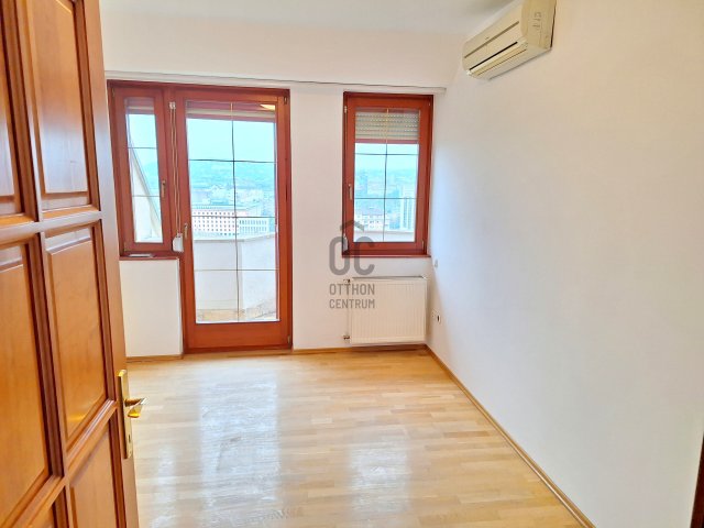 Kiadó téglalakás, albérlet, Budapesten, I. kerületben, 4 szobás