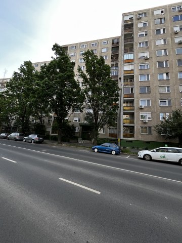 Eladó panellakás, Debrecenben 57.9 M Ft, 3 szobás