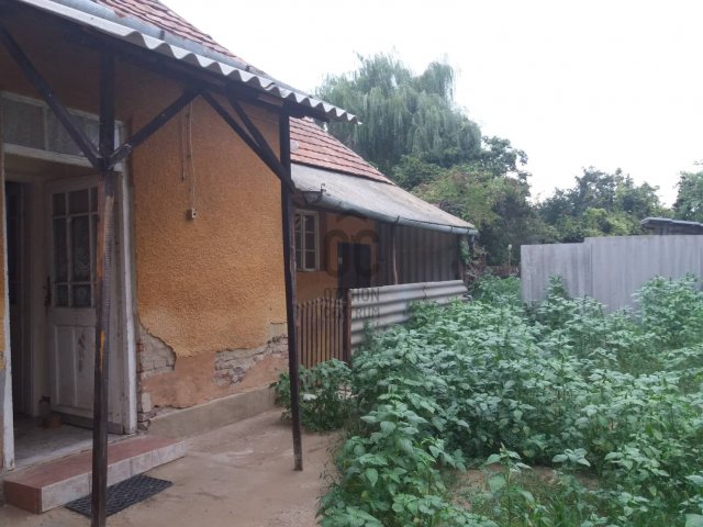 Eladó családi ház, Lövőpetrin 3.5 M Ft, 3 szobás