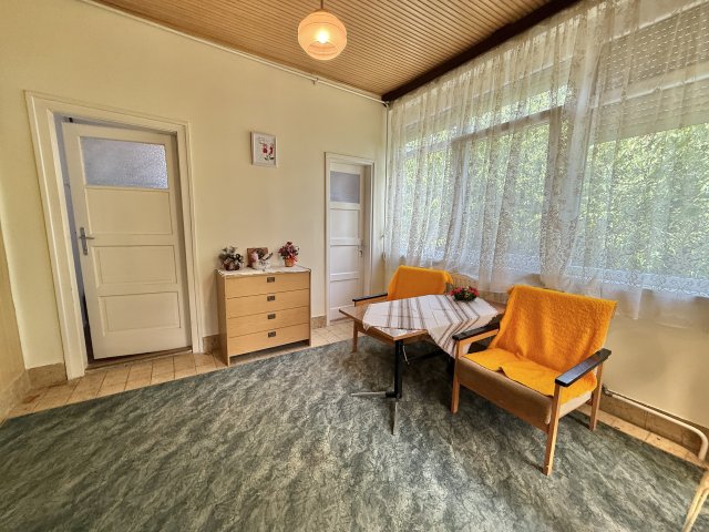 Eladó családi ház, Németkéren 29.99 M Ft, 3 szobás