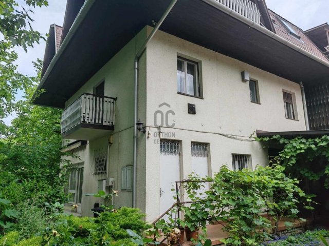 Eladó ikerház, Siófokon 250 M Ft, 8 szobás