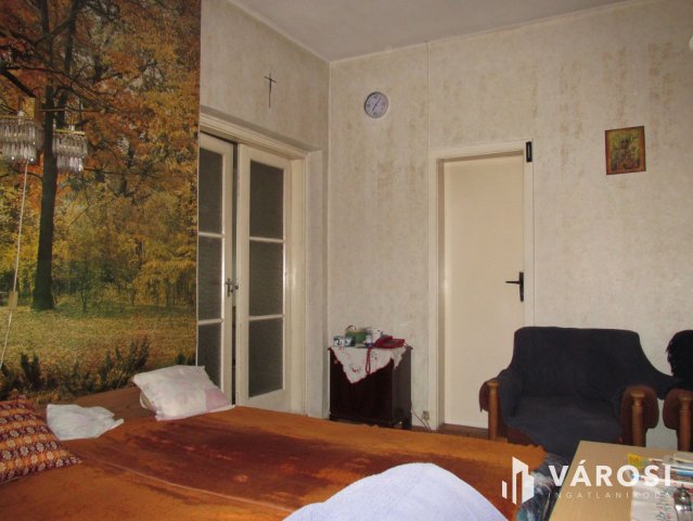 Eladó családi ház, Érsekvadkerten 25.9 M Ft, 4 szobás