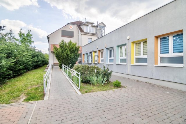 Eladó ipari ingatlan, Budapesten, XVIII. kerületben 189 M Ft
