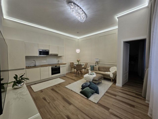 Eladó téglalakás, Budapesten, V. kerületben 149.9 M Ft