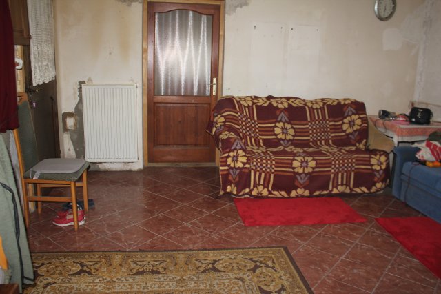 Eladó családi ház, Rábatamásin 29.9 M Ft, 2 szobás