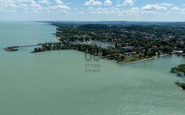 Eladó telek, Balatonbogláron 900 M Ft / költözzbe.hu