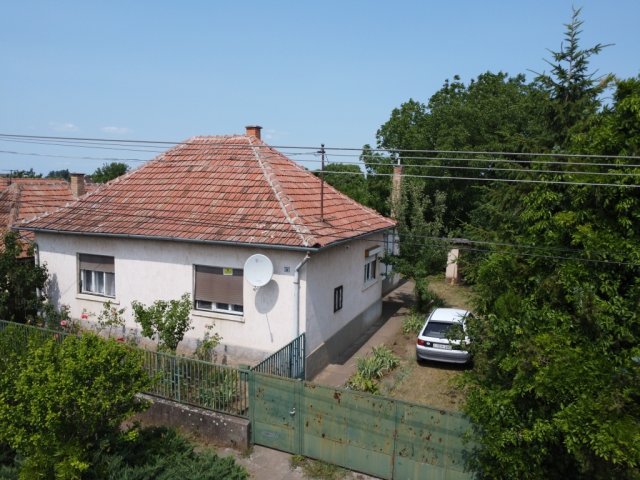 Eladó családi ház, Erdőtelken 13.5 M Ft, 3 szobás