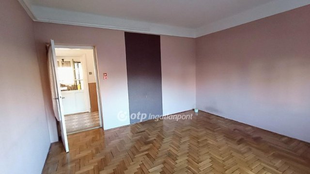 Eladó családi ház, Jászfényszarun 40.5 M Ft, 2+2 szobás