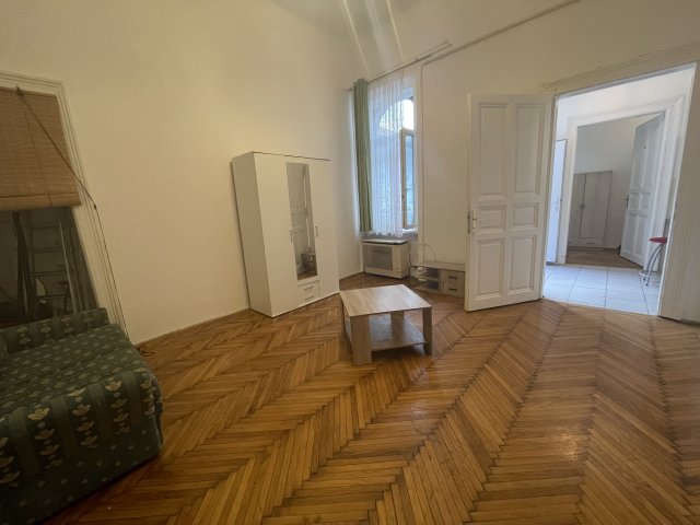 Eladó téglalakás, Budapesten, V. kerületben 86 M Ft, 1+1 szobás