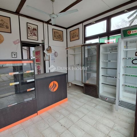 Eladó üzlethelyiség, Velencén 18 M Ft / költözzbe.hu
