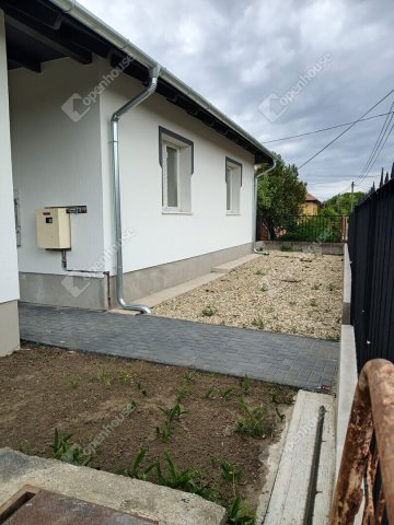 Eladó családi ház, Tápióságon 44.9 M Ft, 2 szobás