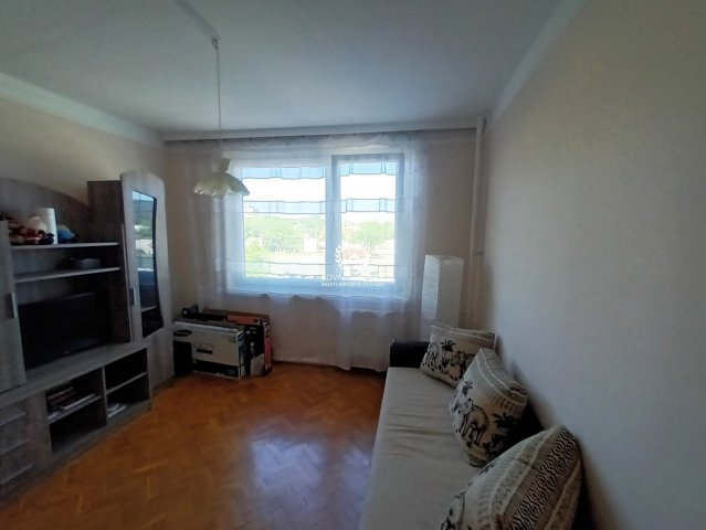 Eladó panellakás, Ózdon 9.5 M Ft, 2 szobás