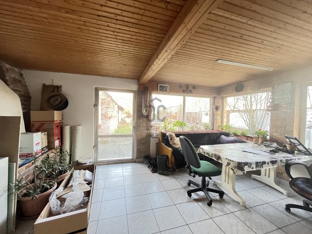 Eladó családi ház, Bakonszegen 26.9 M Ft, 3 szobás