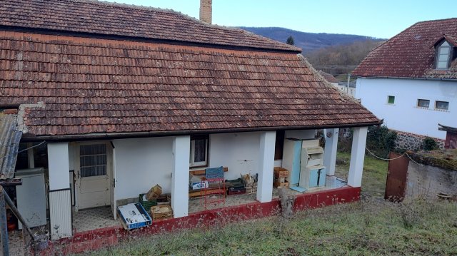 Eladó családi ház, Nagylócon 19.9 M Ft, 3 szobás