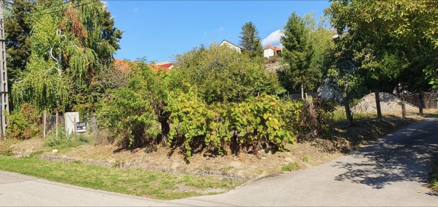 Eladó telek, Pécsváradon 4 M Ft / költözzbe.hu