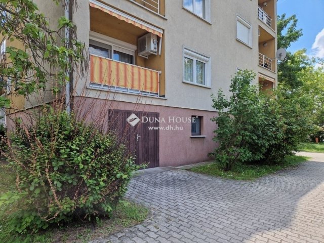 Eladó téglalakás, Monoron 45 M Ft, 1 szobás