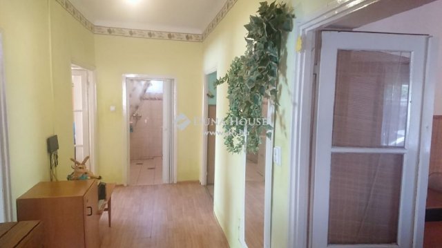 Eladó családi ház, Tápiószecsőn 36.9 M Ft, 3 szobás