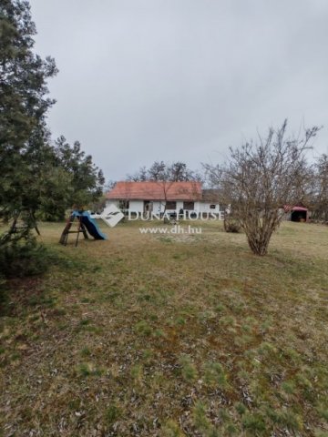 Eladó mezogazdasagi ingatlan, Csemőn 32 M Ft, 2+1 szobás